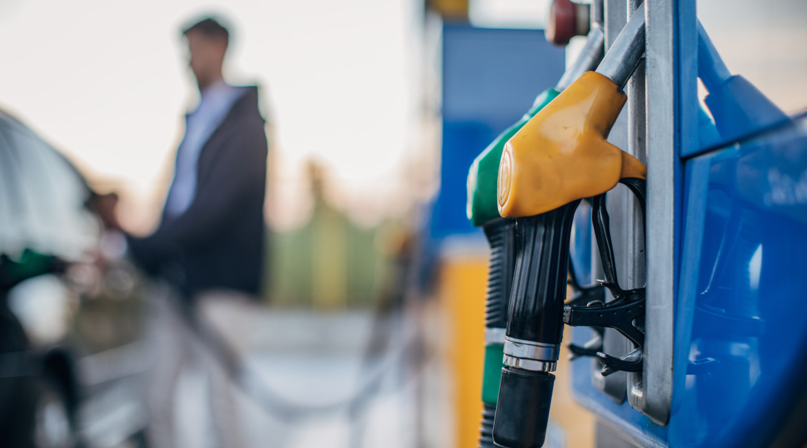 4 mobile apps that can help you save money on petrol